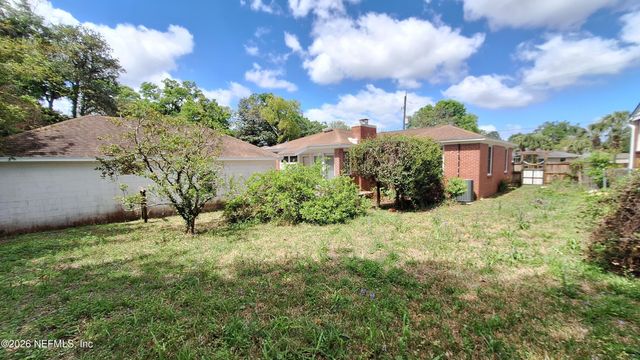 5816 BARTRAM Circle S, Jacksonville, FL 32207