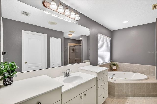 22301 CORONADO SOMERSET DRIVE, Sorrento, FL 32776