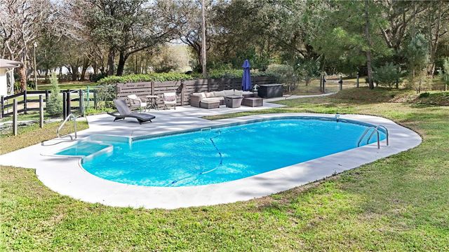 22301 CORONADO SOMERSET DRIVE, Sorrento, FL 32776