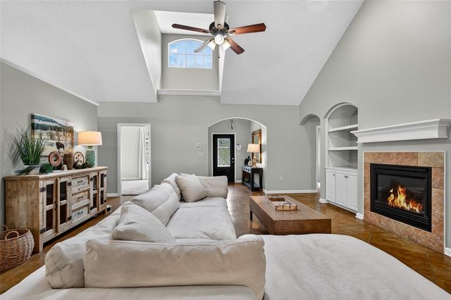 22301 CORONADO SOMERSET DRIVE, Sorrento, FL 32776