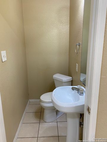 1707 Dawson St Apt 1101, San Antonio, TX 78202