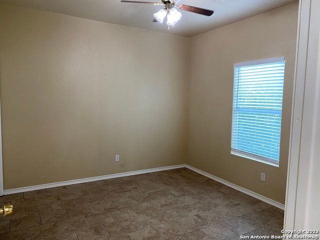 1707 Dawson St Apt 1101, San Antonio, TX 78202