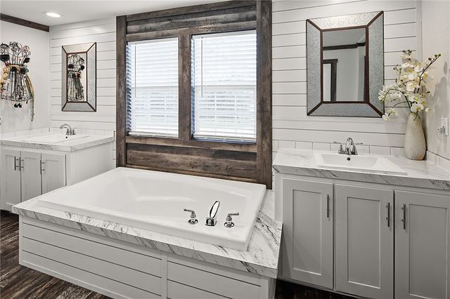 9542 County Road 172, Iola, TX 77861