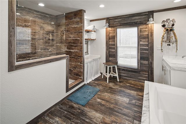 9542 County Road 172, Iola, TX 77861