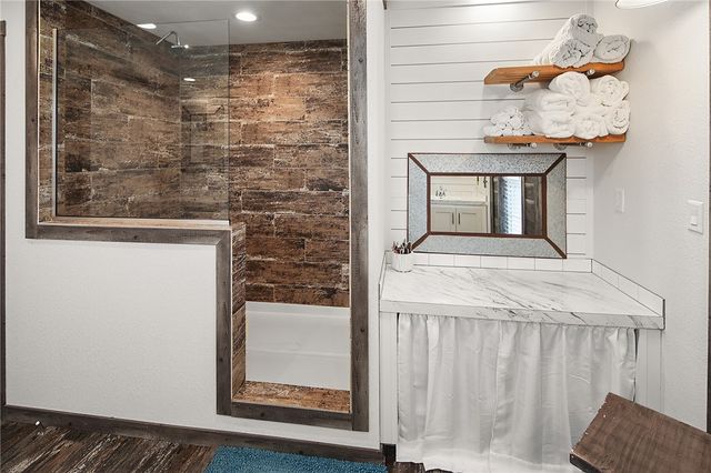 9542 County Road 172, Iola, TX 77861