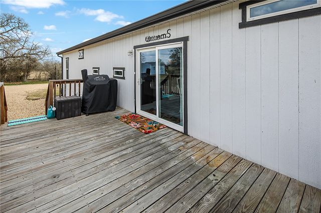 9542 County Road 172, Iola, TX 77861