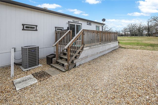 9542 County Road 172, Iola, TX 77861