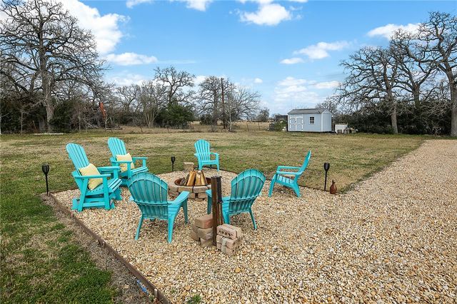 9542 County Road 172, Iola, TX 77861