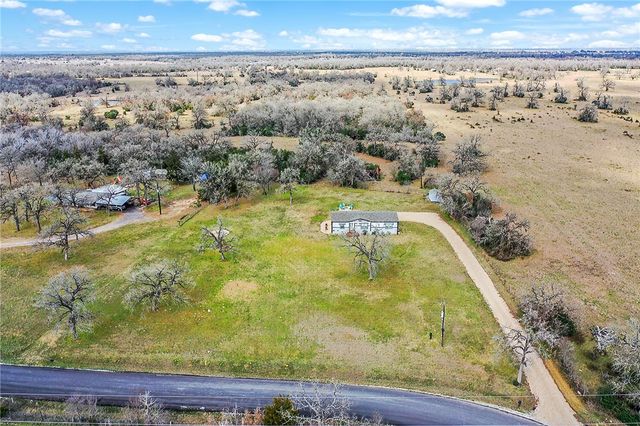 9542 County Road 172, Iola, TX 77861