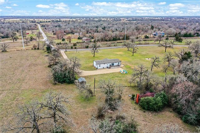 9542 County Road 172, Iola, TX 77861