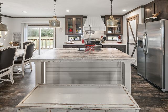 9542 County Road 172, Iola, TX 77861