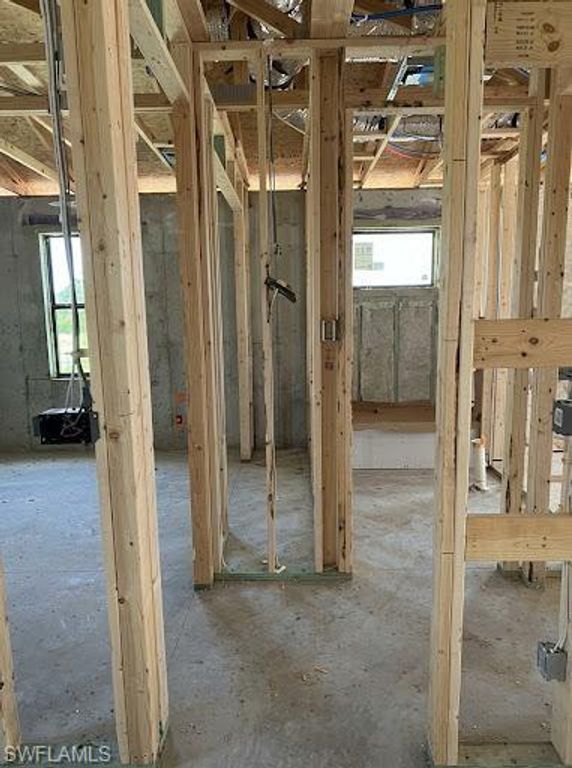 814 Anaconda AVE S, LEHIGH ACRES, FL 33974 — photo 4