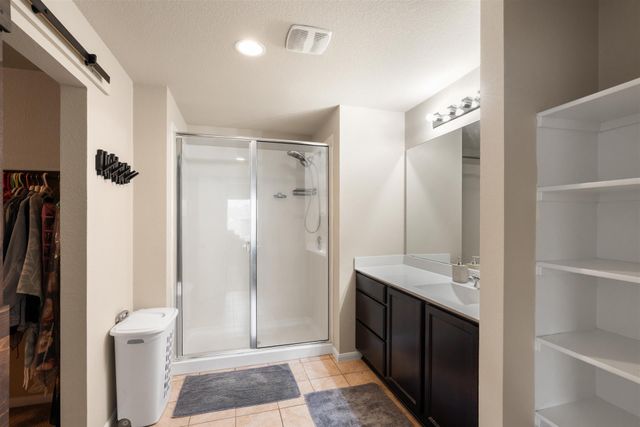 111 Denton DR, Hutto, TX 78634