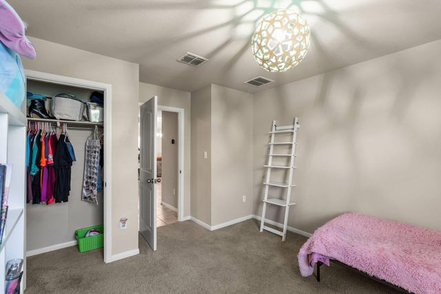 111 Denton DR, Hutto, TX 78634