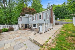 10 Holland Drive, Carmel, NY 10512