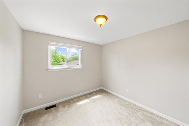 15420 Burr Street, Taylor, MI 48180