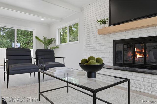 19715 Parkside Street, Saint Clair Shores, MI 48080