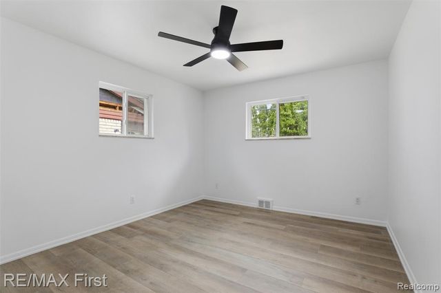 19715 Parkside Street, Saint Clair Shores, MI 48080