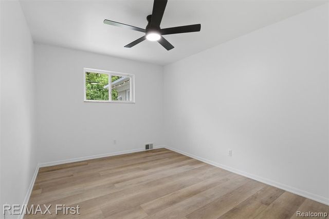 19715 Parkside Street, Saint Clair Shores, MI 48080