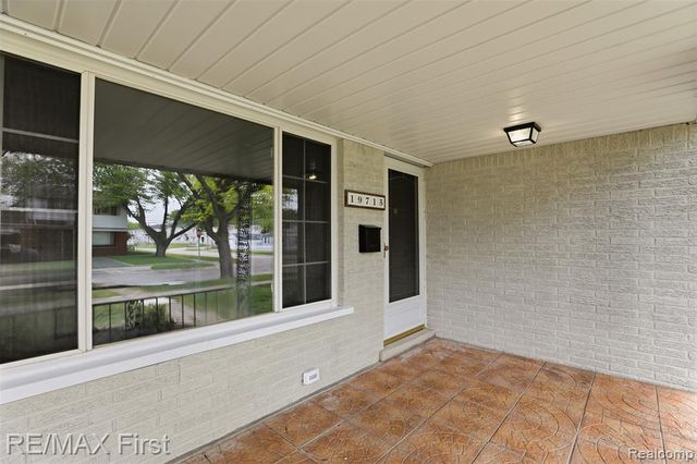 19715 Parkside Street, Saint Clair Shores, MI 48080