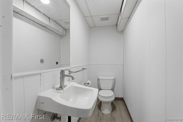 19715 Parkside Street, Saint Clair Shores, MI 48080