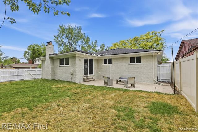 19715 Parkside Street, Saint Clair Shores, MI 48080
