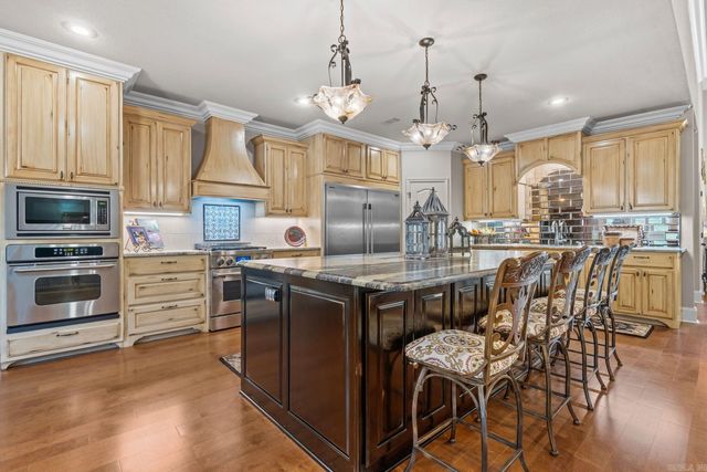 123 Hidden Eagle Terrace, Hot Springs, AR 71901