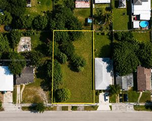 3143 NW 52nd Street, Miami, FL 33142