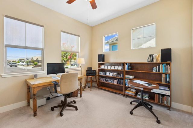 2011 Sage Drive, Hollister, CA 95023