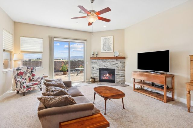 2011 Sage Drive, Hollister, CA 95023