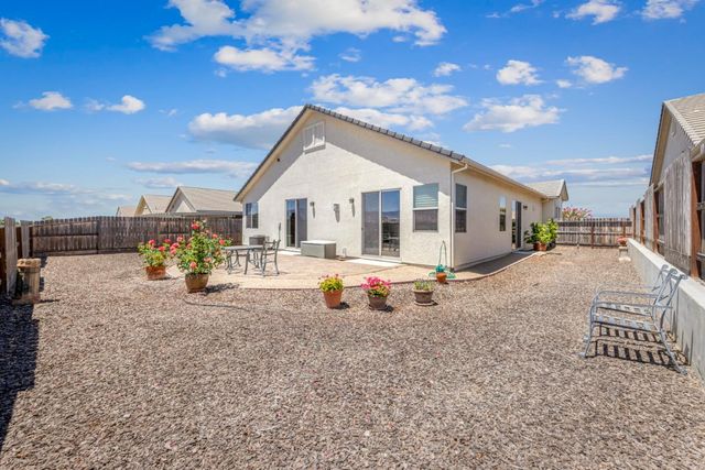 2011 Sage Drive, Hollister, CA 95023