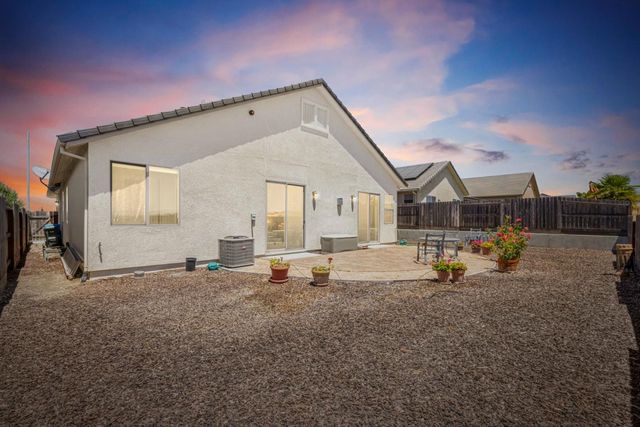 2011 Sage Drive, Hollister, CA 95023