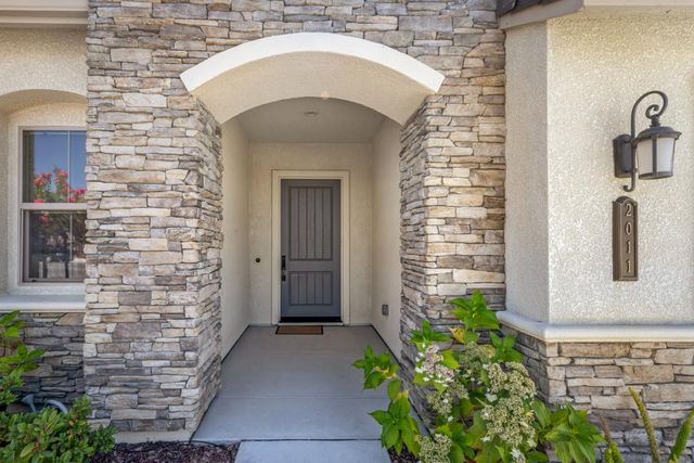2011 Sage Drive, Hollister, CA 95023