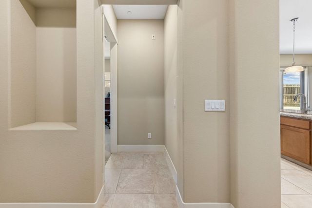 2011 Sage Drive, Hollister, CA 95023