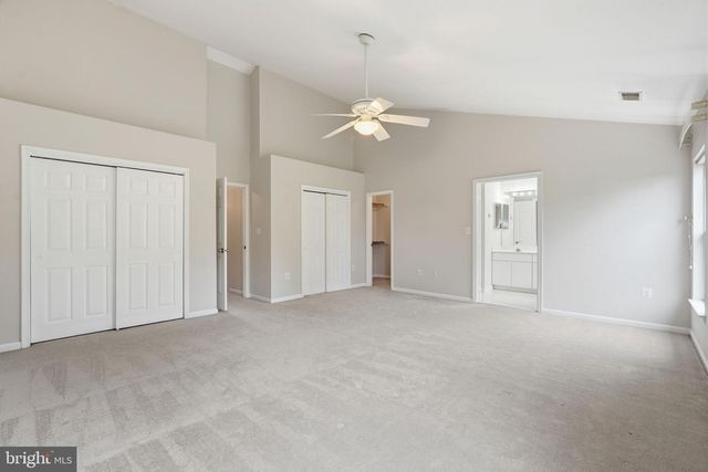 13222 GOOSE POND LN, Fairfax, VA 22033