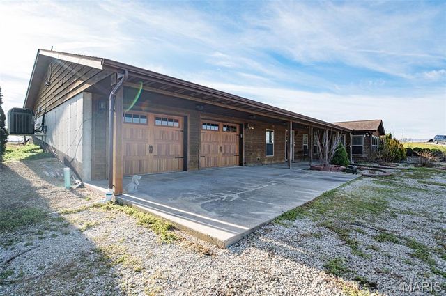 24701 County Road 434, St James, MO 65559