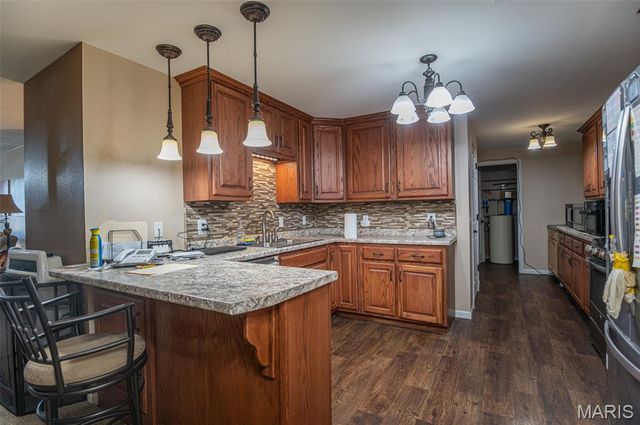 24701 County Road 434, St James, MO 65559