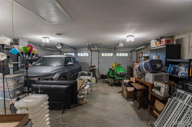 24701 County Road 434, St James, MO 65559