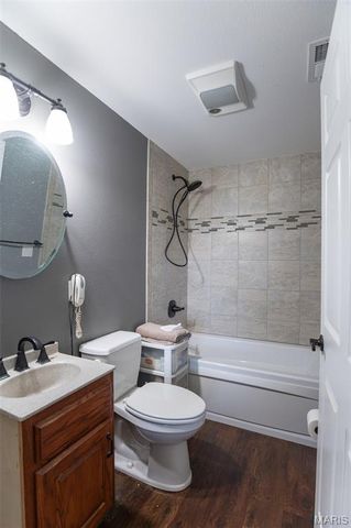 24701 County Road 434, St James, MO 65559