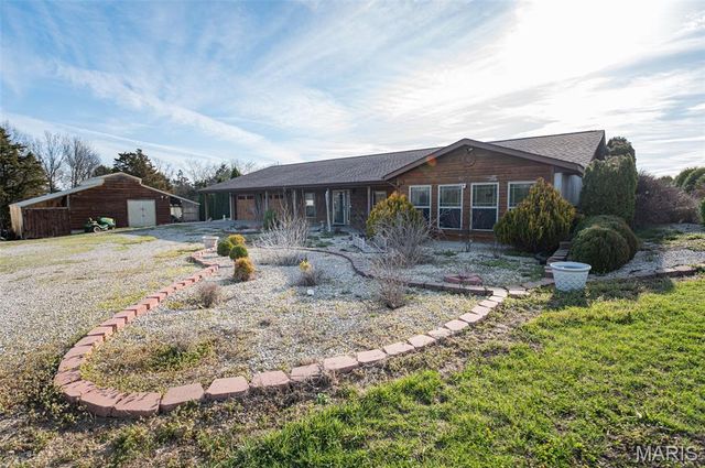 24701 County Road 434, St James, MO 65559