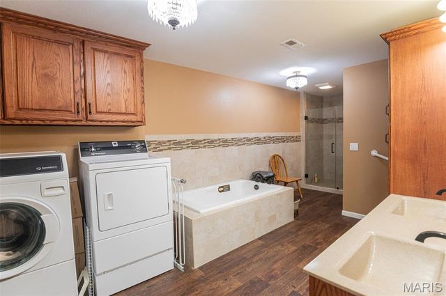 24701 County Road 434, St James, MO 65559