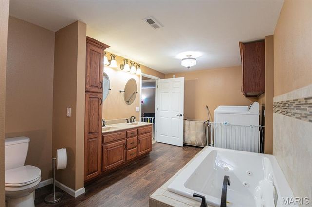 24701 County Road 434, St James, MO 65559