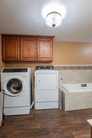 24701 County Road 434, St James, MO 65559