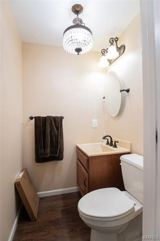 24701 County Road 434, St James, MO 65559