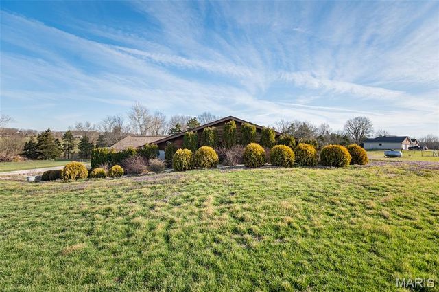 24701 County Road 434, St James, MO 65559