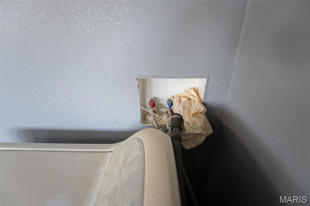 24701 County Road 434, St James, MO 65559