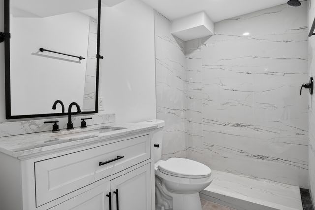 8717 S Bishop Street, Chicago, IL 60620