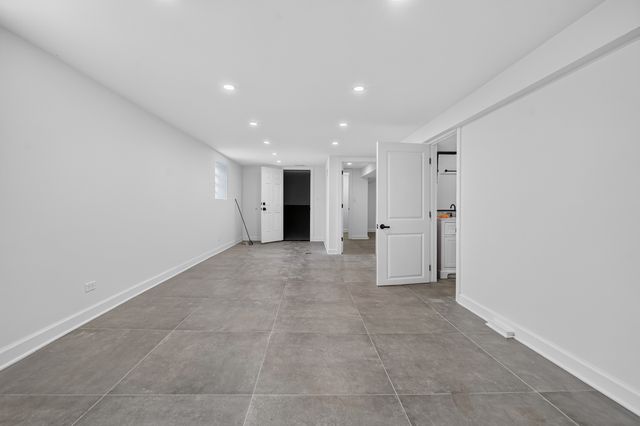 8717 S Bishop Street, Chicago, IL 60620