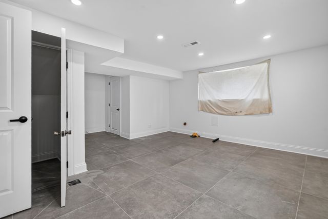 8717 S Bishop Street, Chicago, IL 60620