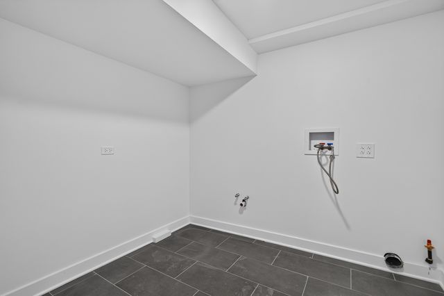 8717 S Bishop Street, Chicago, IL 60620